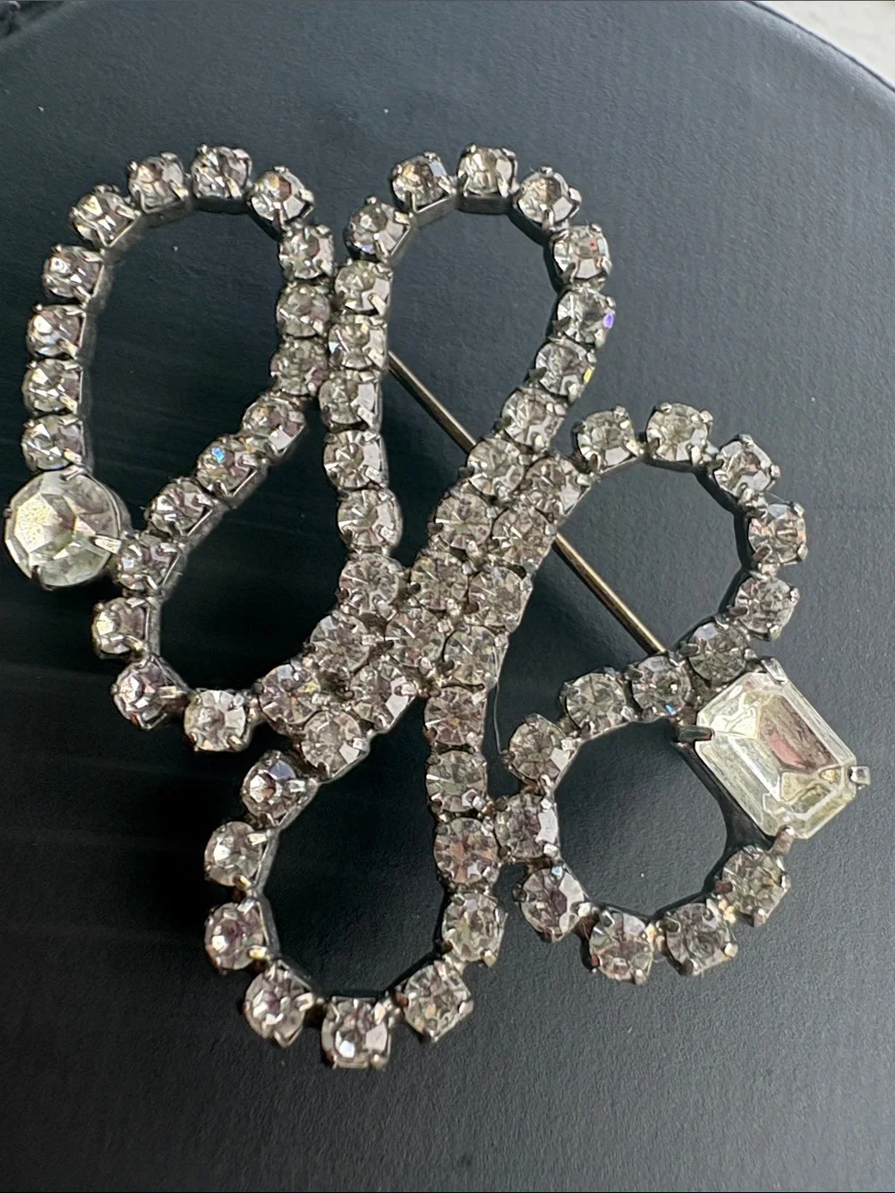 Vintage 1950s Clear Rhinestone Abstract Loop Brooch Silver Tone Mid Century Pin